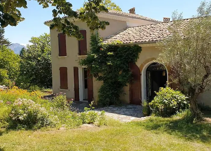 Pecoule Vendégház Bevons