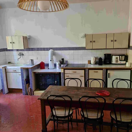 Pecoule Guest house Bevons