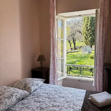 Pécoule 3*
